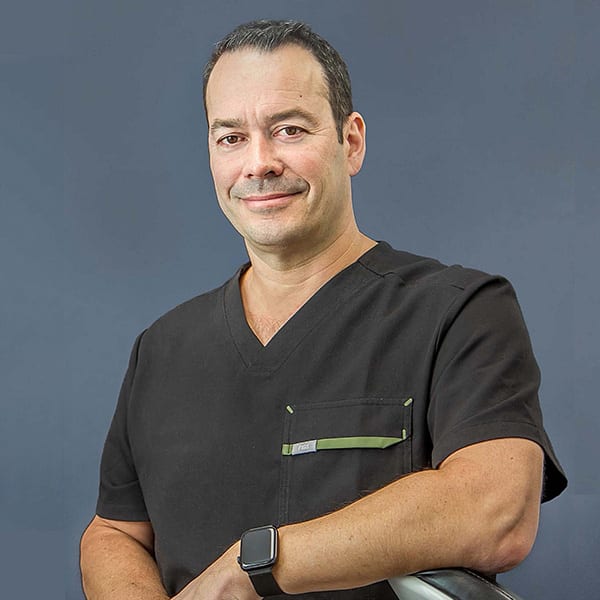 Dr Patrick Valois, Dentiste à Québec